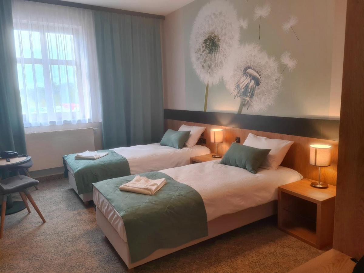 Hotel Port 2000 ตอร์ซิม ภายนอก รูปภาพ