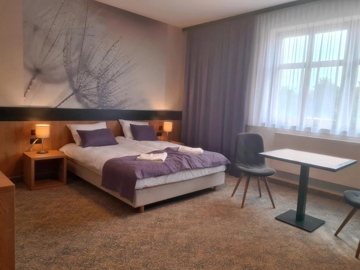 Hotel Port 2000 ตอร์ซิม ภายนอก รูปภาพ