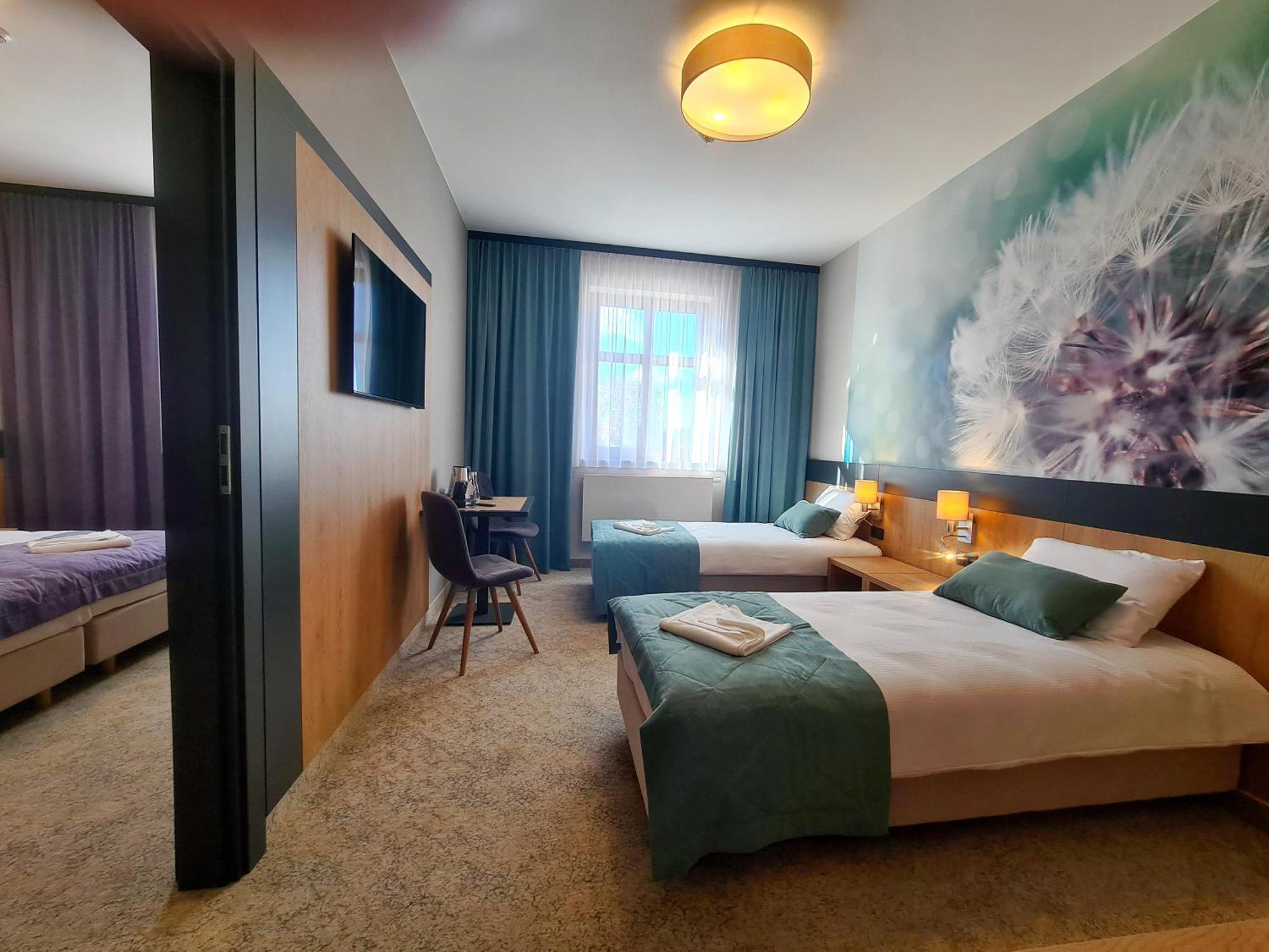 Hotel Port 2000 ตอร์ซิม ภายนอก รูปภาพ